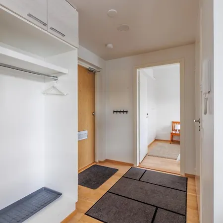 Close To Center And Naesijaervi Lake - Free Parking, Ac, And Two Double Beds Tampere Exterior photo