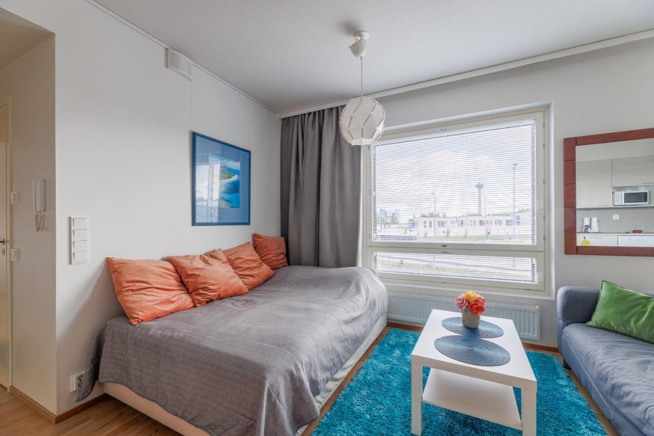 Huoneisto Close To Center And Naesijaervi - Free Parking, Ac, And Two Double Beds