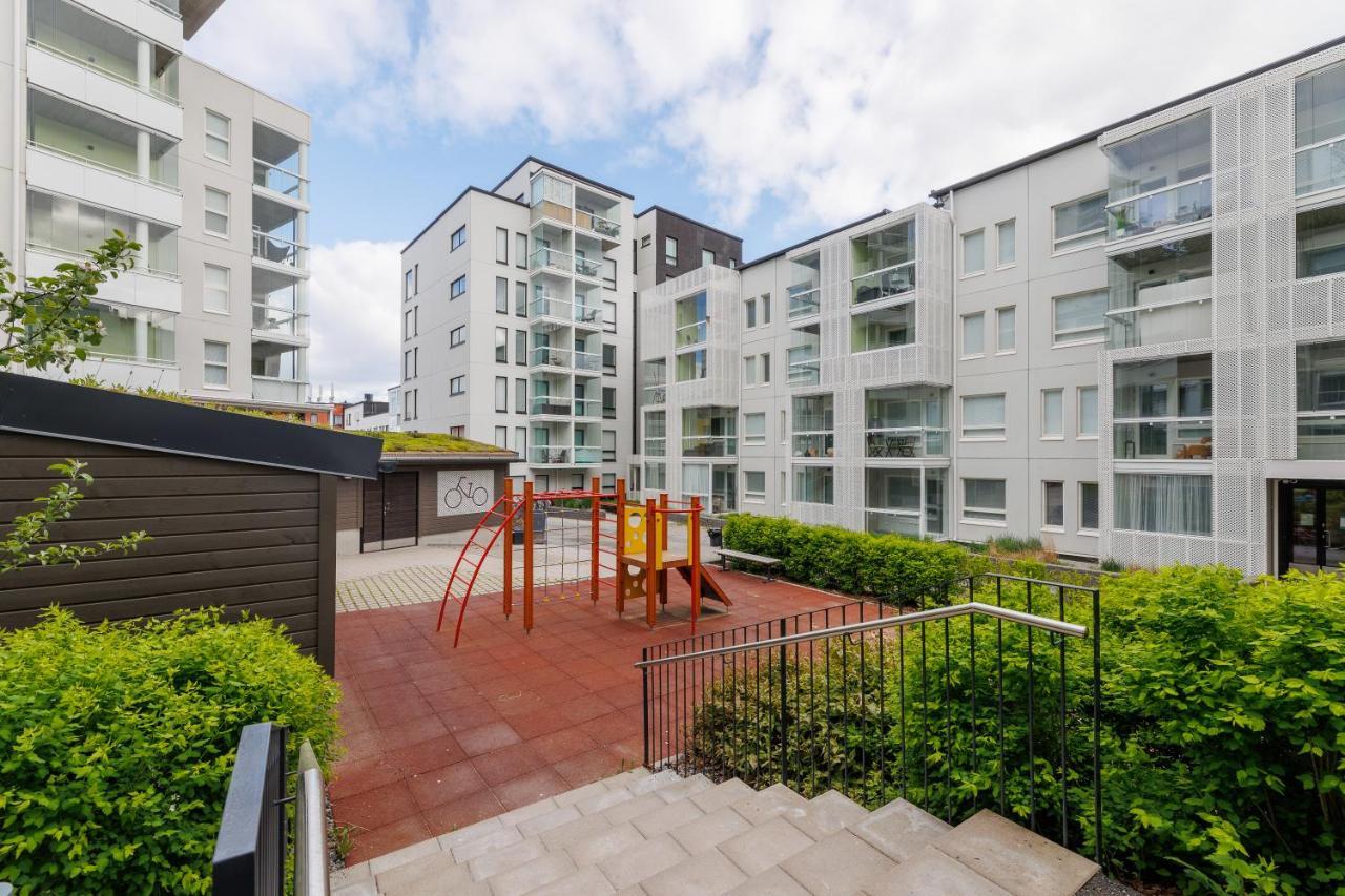 Close To Center And Naesijaervi - Free Parking, Ac, And Two Double Beds Huoneisto *